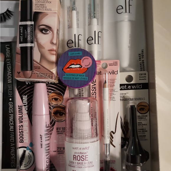 Gift Set - Picture 4 of 7